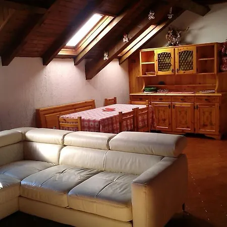 Prázdninový dům Mansarda Moro Masole *